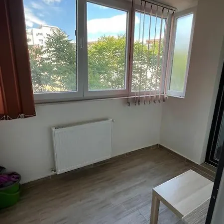 Decebal Deluxe Apartment Bucharest